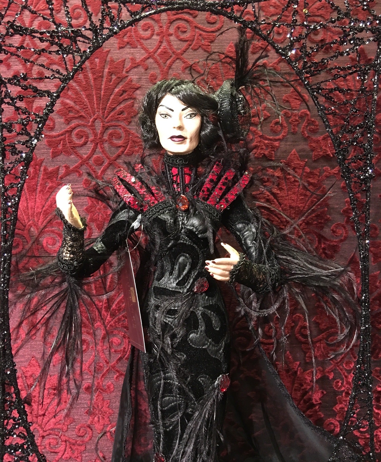"Katherine's Collection Dead and Breakfast Countess - 18"""